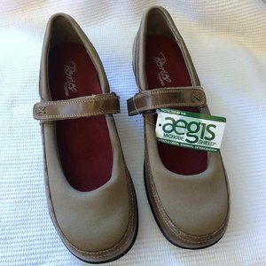 Aetrex 11W Berries Mulberry MaryJanes